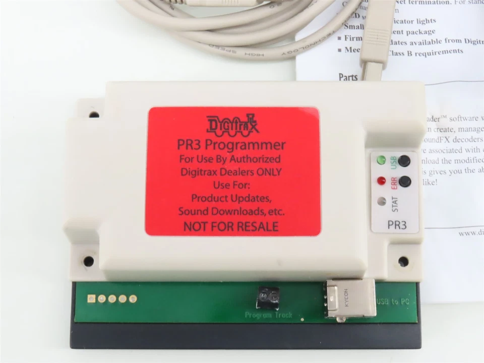 Digitrax PR3 Xtra USB Decoder Programmer - Image 3 of 4
