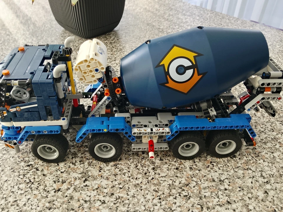 LEGO Technic 42112 Cement Mixer, photo 2 sur 5