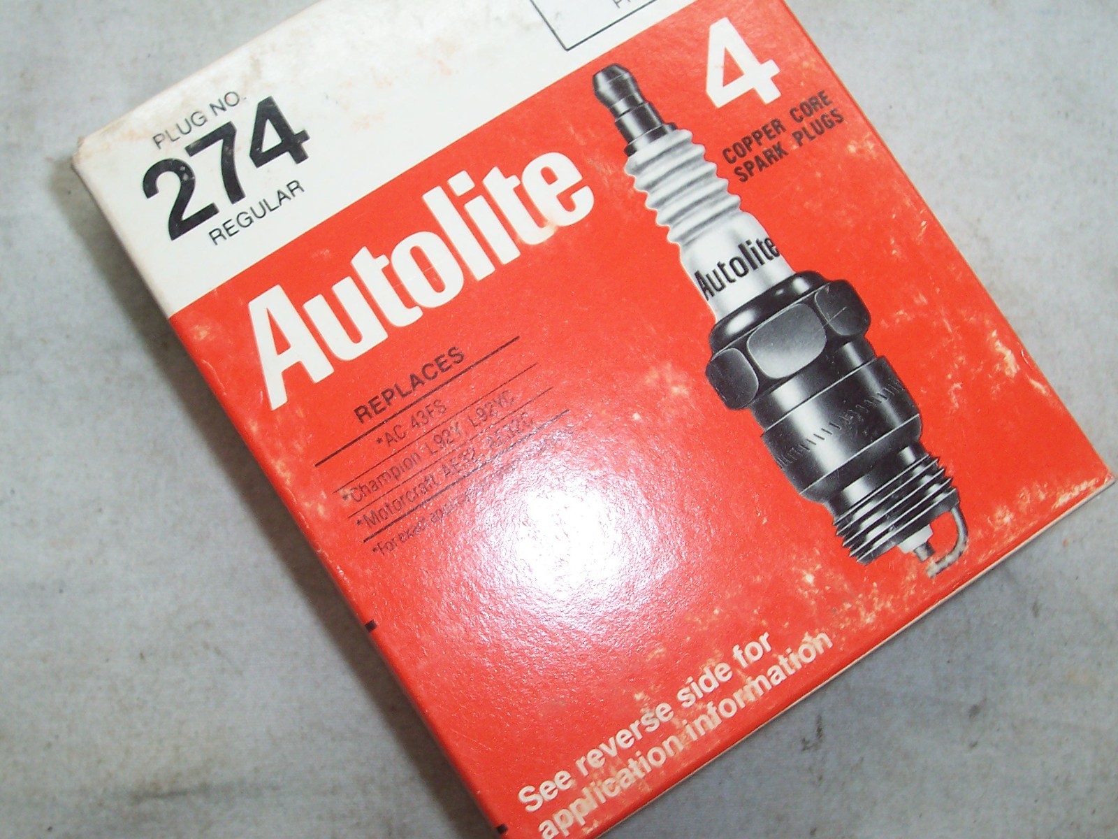 Autolite Spark Plug box of 4 - 1950 thru 79 Porsche, Renualt, Triumph, Volvo -