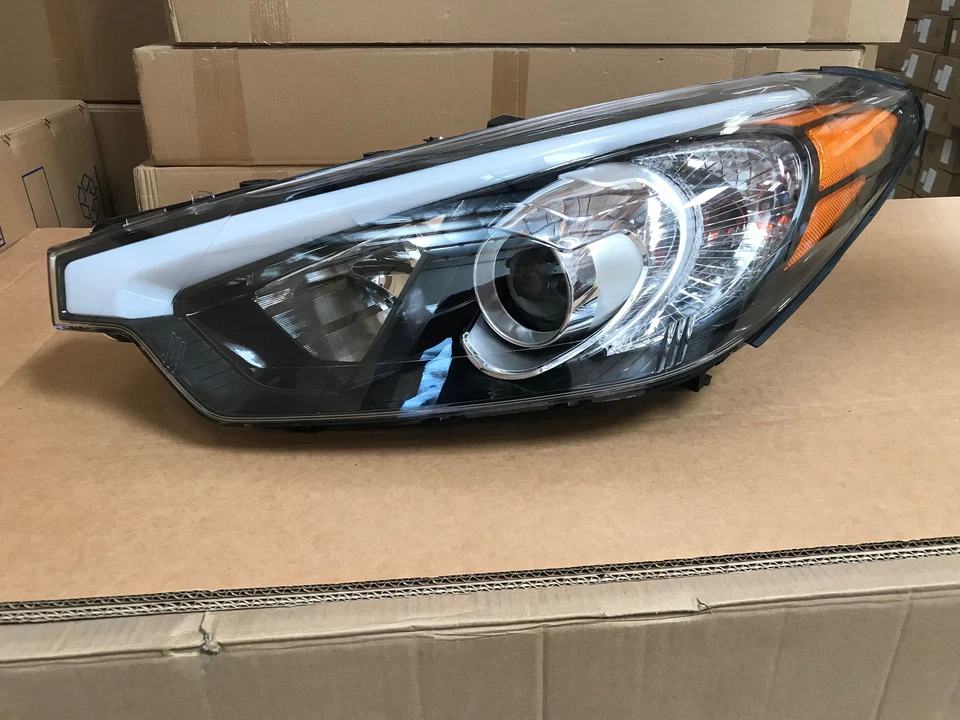 Headlight Assembly for 2014 2015 2016 Kia Forte LX EX Halogen no LED Driver Side - Image 2 of 4