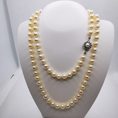 Elegant Pearl Necklace Double Row 585/14 Carat Gold Clasp