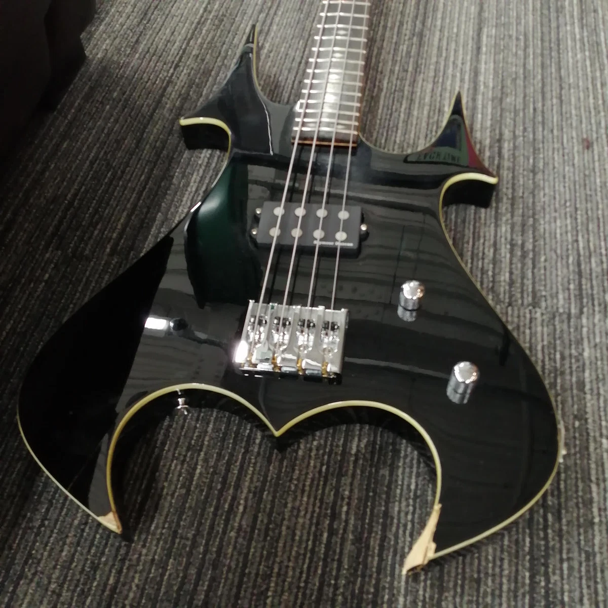 B.C.RICH Junk electric bass ZOMBIE REVENGE