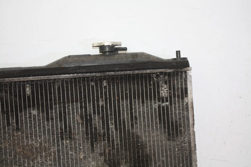 Radiador de refrigeración original para Honda S2000 Foto 2 de 4