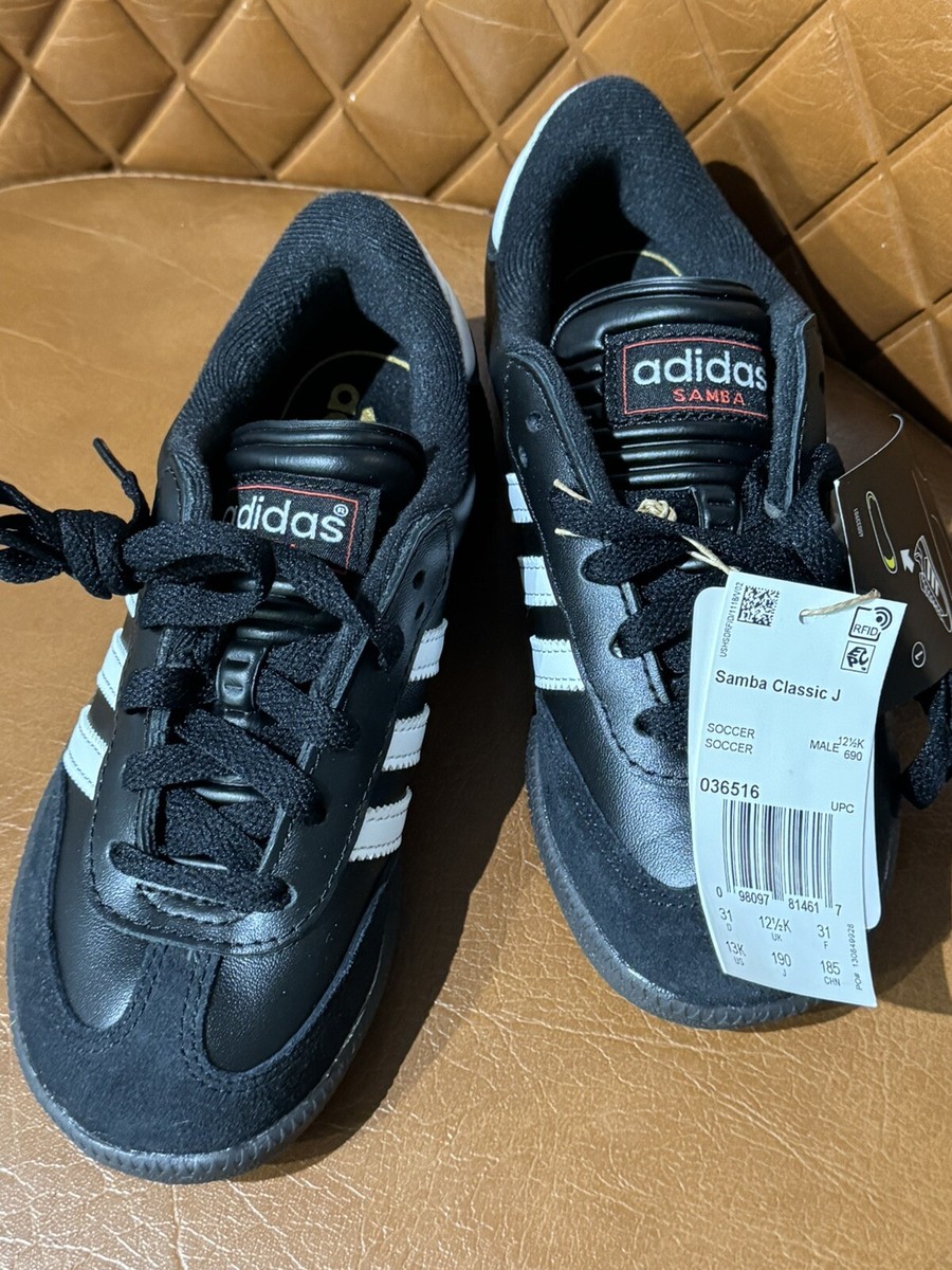サンバクラシック　アディダス adidas Unisex-Kids Samba Classic Leather Soccer Shoe Size