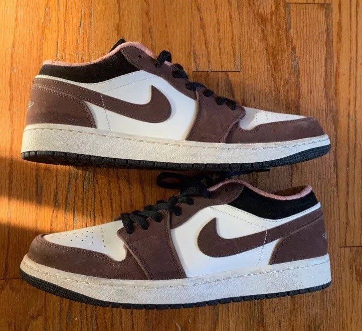 Nike Air Jordan 1 Low Mocha Light Chocolate Crimson Men Size Nike Air Jordan 1 Low Mocha Light Chocolate Crimson Men Size