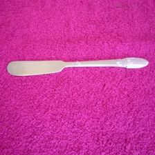 International Silver (First Love) 6 1/8" FLAT HANDLE BUTTER SPREADER(s) (5 left