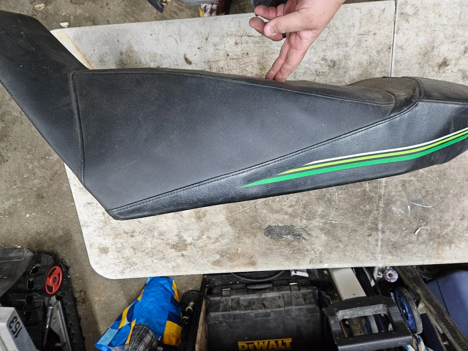 Conjunto de asiento completo, negro - Arctic Cat F800 Sno Pro 2012 5706-218 AT1113 Foto 4 de 4