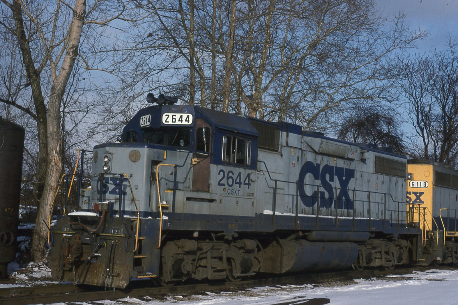 CSX OLD PAINT GP38-2 2644 IN 1994 ORIGINAL SLIDE | eBay