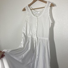 Eileen West Long Nightgown Womens Medium White Cotton Button Ruffle Chemise