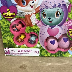 Hatchimals Hatchtopia Game - 5 Exclusive Figures / 2 Mystery Eggs - Spin Master