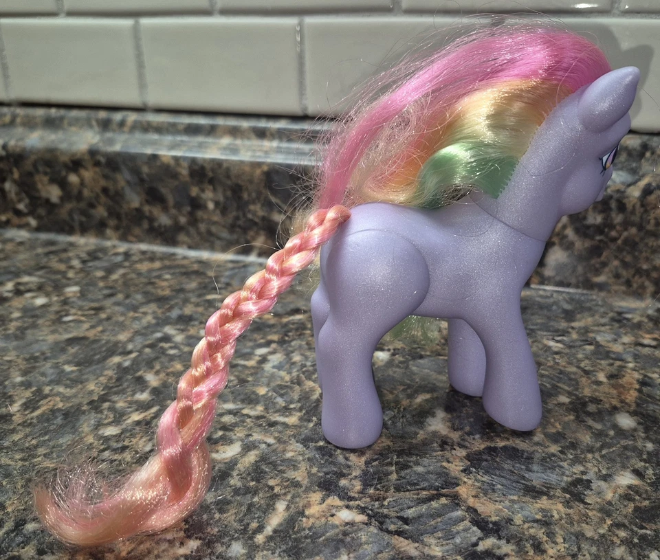 My Little Pony Rainbow Swirl G3 Helado Cutie Mark Posable Piernas Traseras 2006 Foto 4 de 4