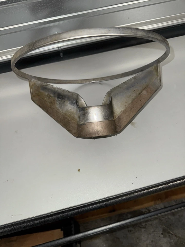 Anillo de bocina del volante Cadillac 1957 1958 DeVille Fleetwood Eldorado original Foto 3 de 4