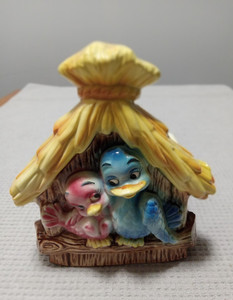 Adorable Vintage Lefton Love Birds in House/Hut Planter #H7446