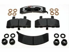 Front Brake Pad Set For 1992-1999 Chevy K1500 Suburban GAS 1993 1994 1995 Z676TJ