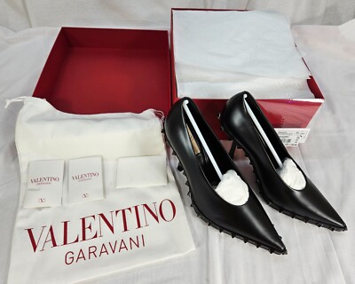 Valentino Garavani Women's Pointed Toe Rockstud Pumps 10 MSRP $1,250
