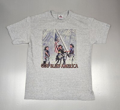 God Bless America 9/11 T-shirt Mens Large. Vintage 2001 Single Stitch. Sept 11th