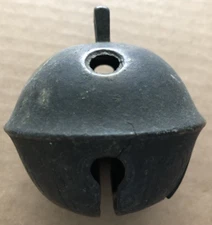 Vintage BRASS SLEIGH BELL #12 Petal Pattern (C)