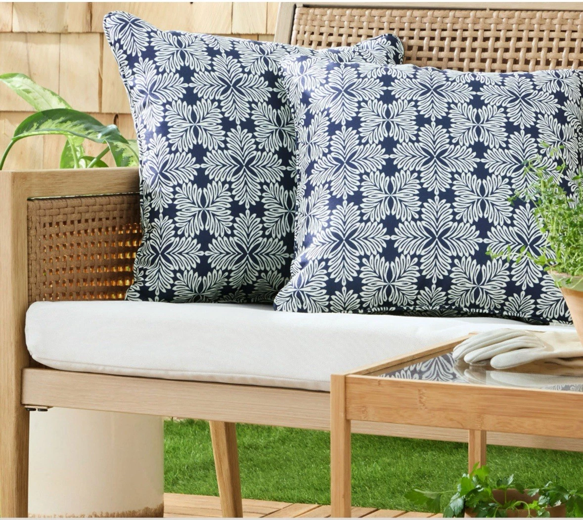 ⚡️Martha Stewart Tulum Indoor/Outdoor Decorative Pillow Set -Navy Blue (18x18)