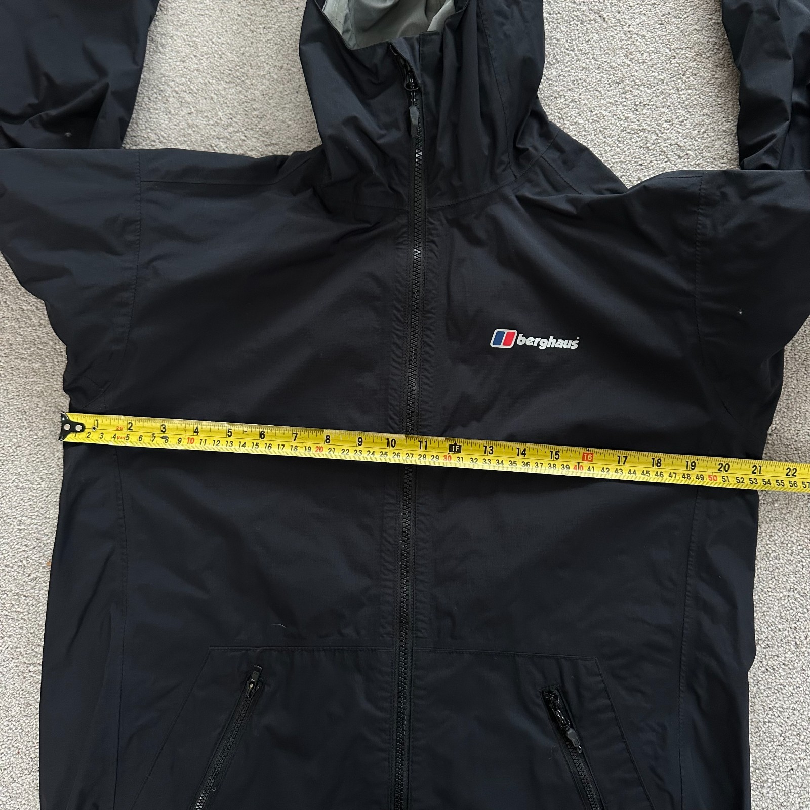 Berghaus Hydroshell Jacket Black M - image 10