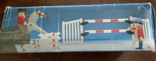 RETIRED Vintage Playmobil 3140 Horse Equestrian Showing Jumping Jeep With Box - Picture 9 of 9