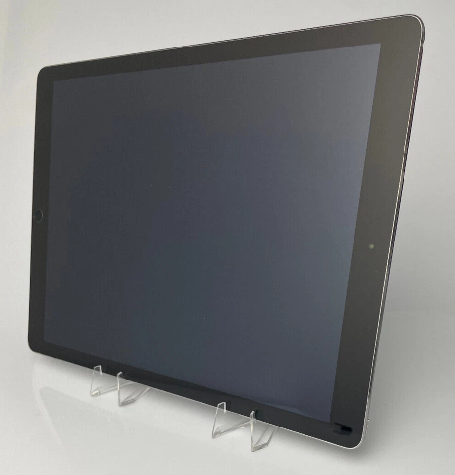 Apple iPad Pro 12.9" 128GB Space Grey - Spares + Repairs Ref1505 - Image 3 of 4