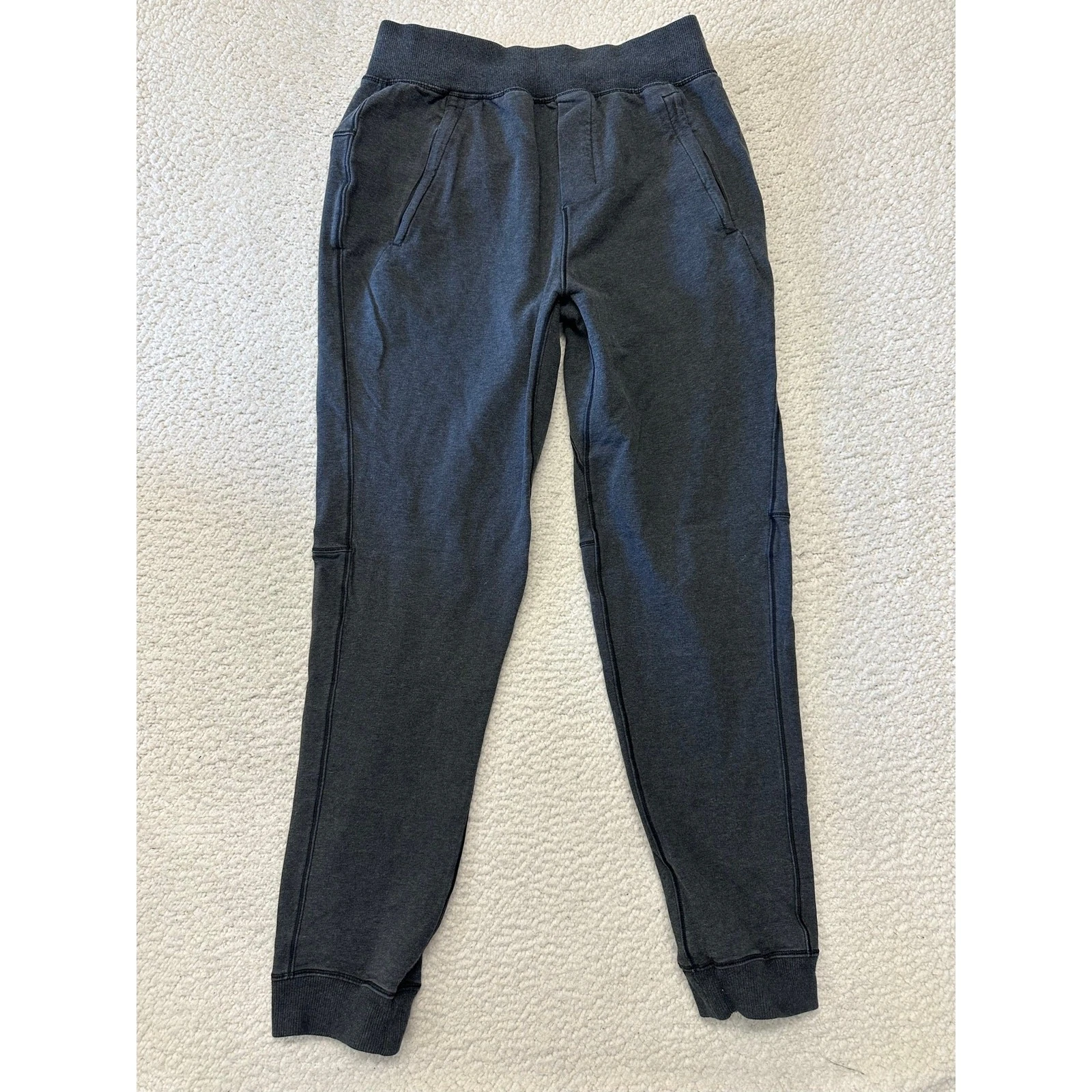 Lululemon Mens Jogger Sweatpants Small
Opens in a new window or tab