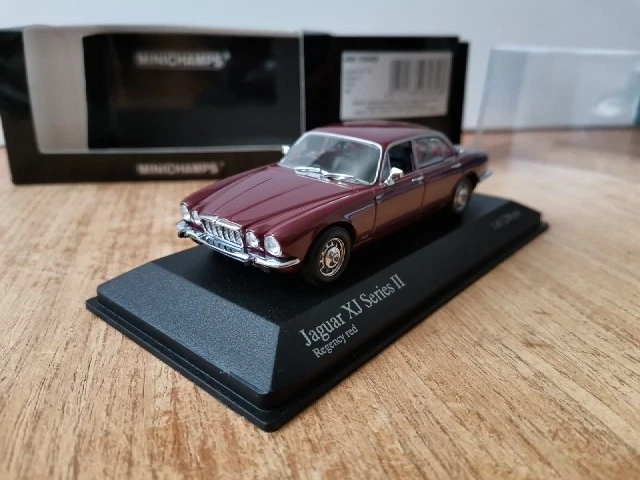 1:43 Jaguar XJ 12 Series 2 1976 Regency Red Minichamps - Bild 2 von 4
