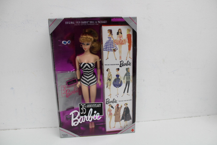 Original 1959 Barbie Doll 35th Anniversary Special Edition Original 1959 Barbie Doll 35th Anniversary Special Edition