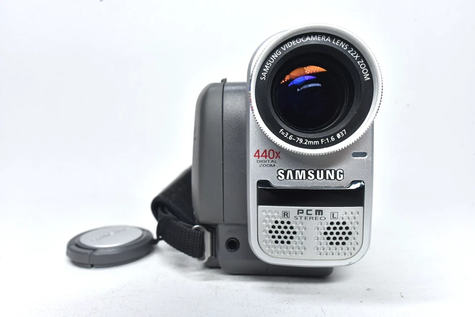 Samsung VP-D55 Handheld MiniDV Cassette Camcorder Silver Tested Working - Image 2 of 4
