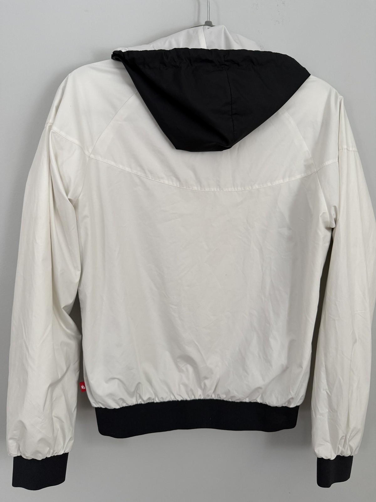 Nike Windrunner Jacket - image 5