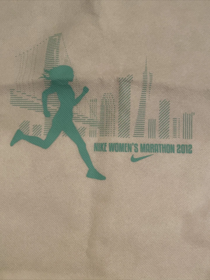 Nike Women’s Marathon 2012 String Bag - Image 2 of 4