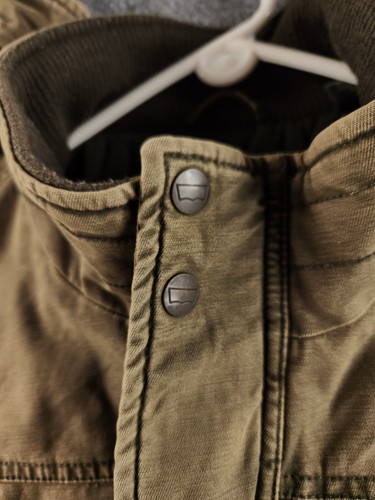 Levis kleine grüne Cargojacke durchgehender Reißverschluss Druckknopf gefüttert hoher Kragen Mantel Taschen Herren - Bild 16 von 23