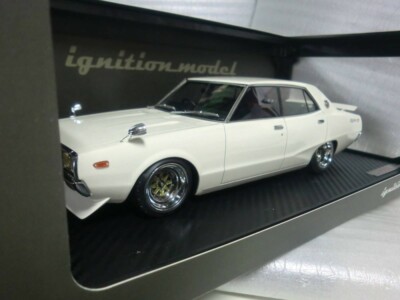 Ignition Model 1/18 Nissan Skyline 2000 GT-X GC110 White Color 