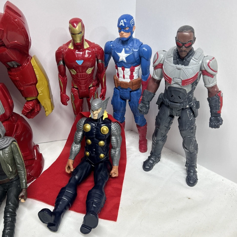 🔥Lote de 10 figuras de acción de superhéroes Marvel Hasbro 12" (leer descripción) Foto 4 de 4