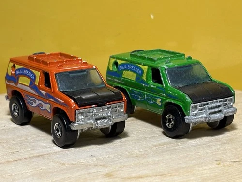 Vintage Hot Wheels Baja Breaker Lot of 2 Vans Orange 1982 And Green 1977