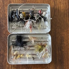Vintage Perrine Aluminum Fly Box #66 w/ Assorted Flies (25)