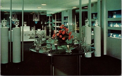 Steuben Crystal Exhibition Corning Glass Center NY Postcard