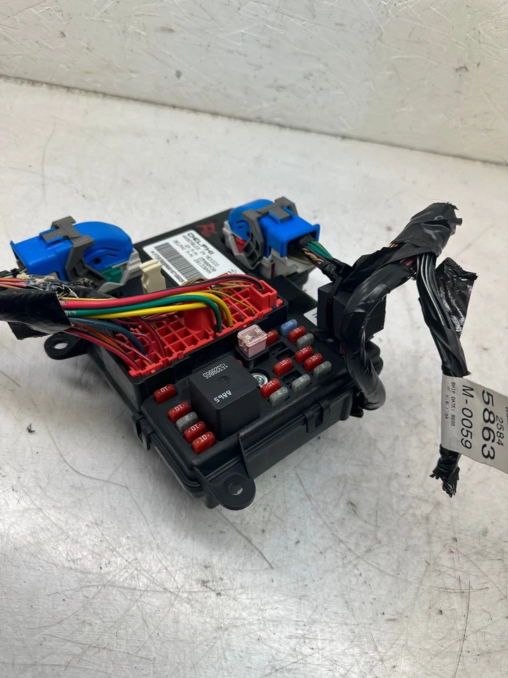 2008-2011 Pontiac G6 Chevy HHR Malibu Body Control Module Fuse Box BCM 25900930 — 第 3/4 张图片