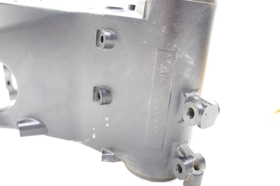 11-24 SUZUKI GSXR 600 OEM FRAME CHASSIS *** 9K MILES *** *** S *** - Image 3 of 4