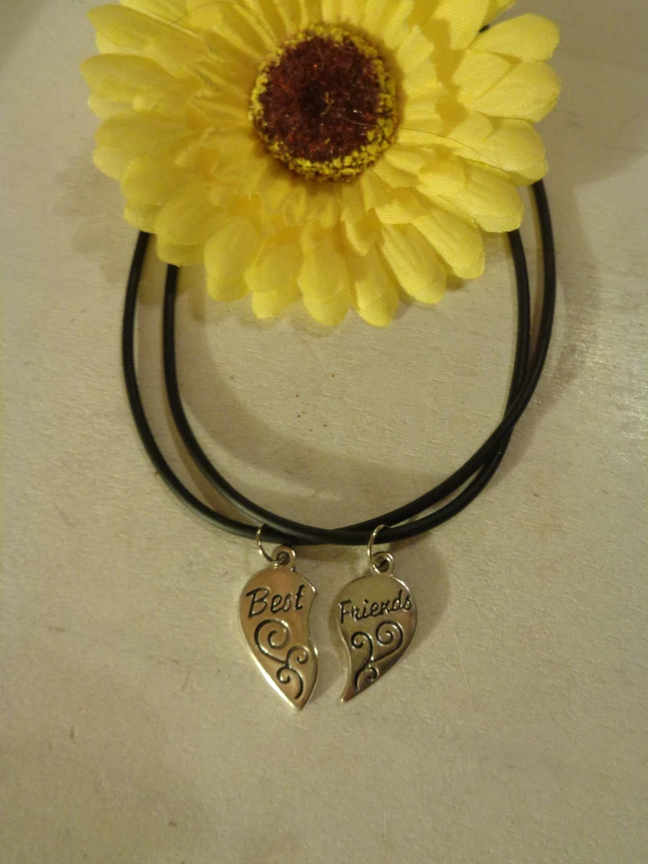 Außergewöhnliche einfache zwei Ketten "Best Friends"-Anhänger    Kautschuckband