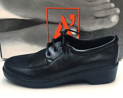 ARCOPEDICO MATRIX Damen Schnürschuhe aus weichem Leder schwarz, sehr bequem
