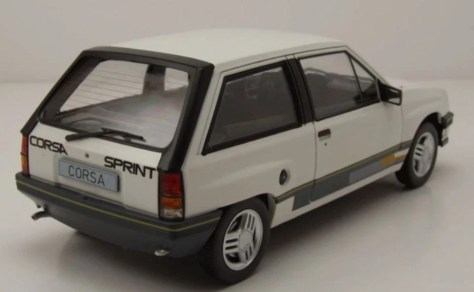 MODELCAR, OPEL Corsa A Sprint 1983 Blanc, échelle 1/18, MOD18432 - Photo 3/4