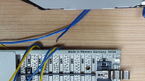 Märklin Modelleisenbahn HO.  Gleise,  3 elektrische Weichen, links Nr. 5039. | Zustand: Neu