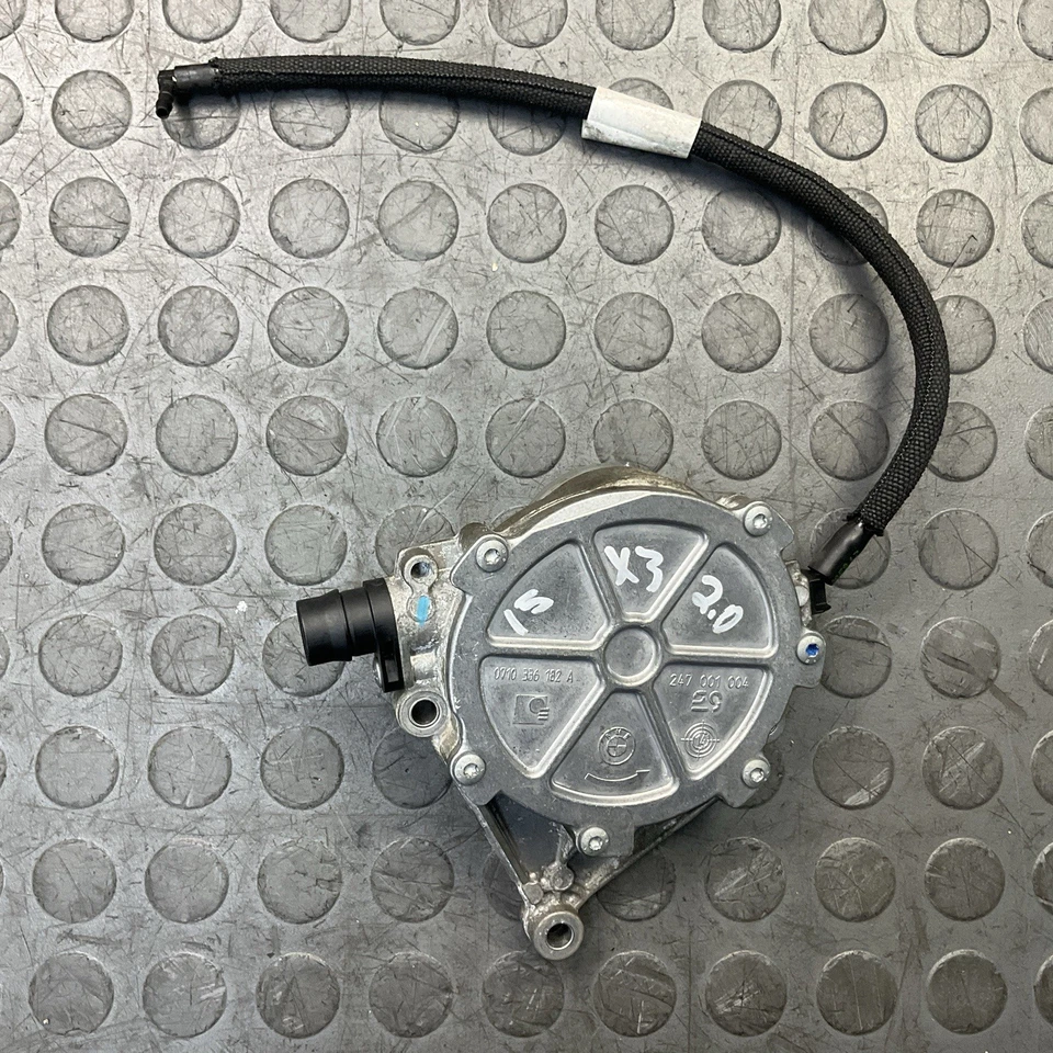 BMW X3 N20 2013-2017 2,0 litros motor bomba de vacío OEM Foto 2 de 4