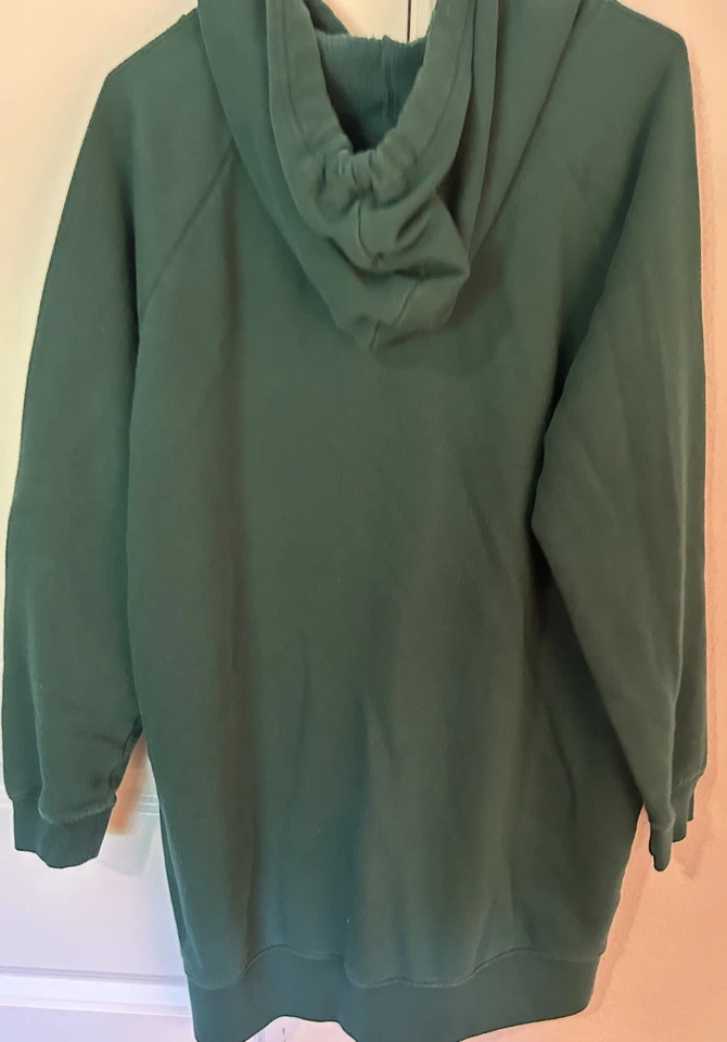 Vestido Sudadera Victoria Secret Rosa con Sudadera Verde Talla Mediana Foto 3 de 4