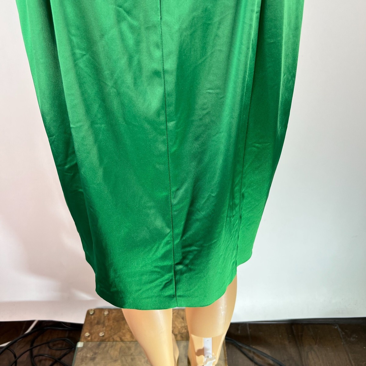 Calvin Klein Womens Pleated Bodice Square Neck Stretch Green Sheath Dress Sz 8P | eBay Calvin Klein Womens Pleated Bodice Square Neck Stretch Green Sheath Dress Sz 8P | eBay