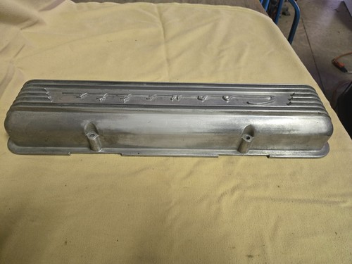 GM 3726086 Corvette Aluminum 7-Fin Valve Covers - Staggered hole pattern – Pair - Bild 10 von 14