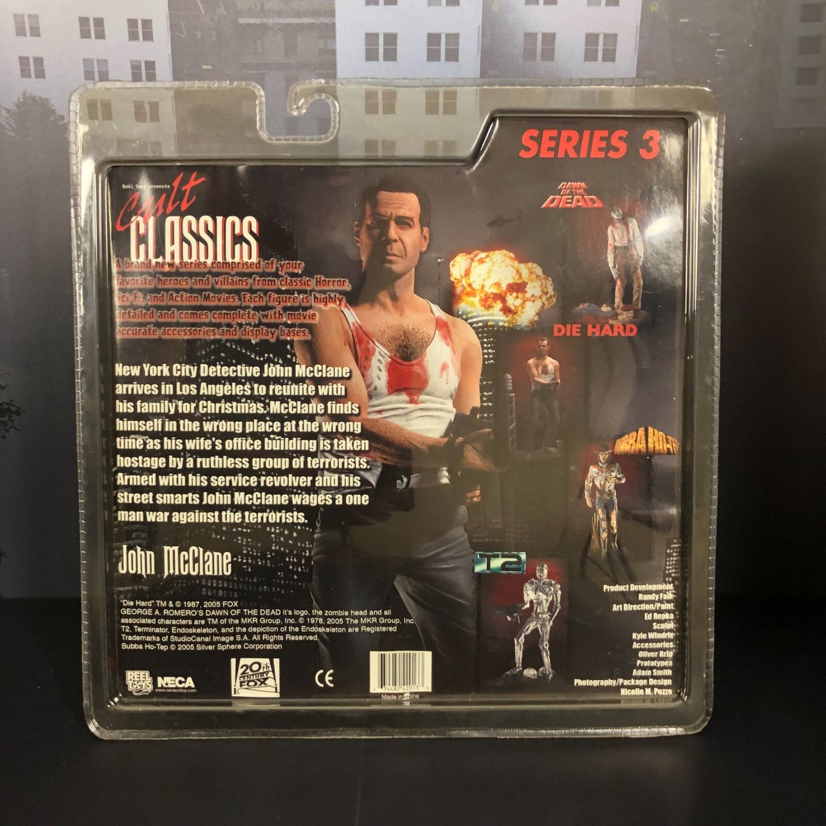 NECA - DIE HARD JOHN McCLANE ( CULT CLASSICS 3 ) 7