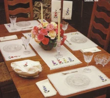 FLOWER BORDERS--Tablecloths--Napkins--Breadcloth--Counted Cross Stitch Pattern