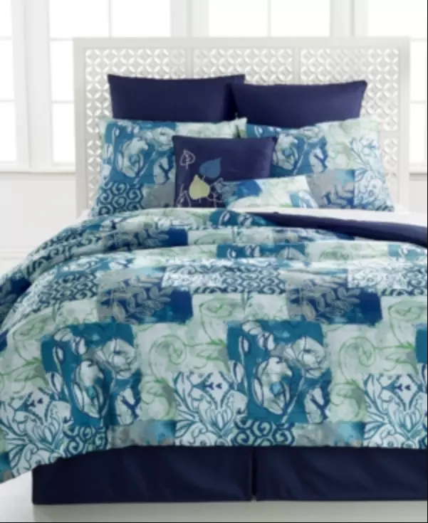Victoria classics bedding deals